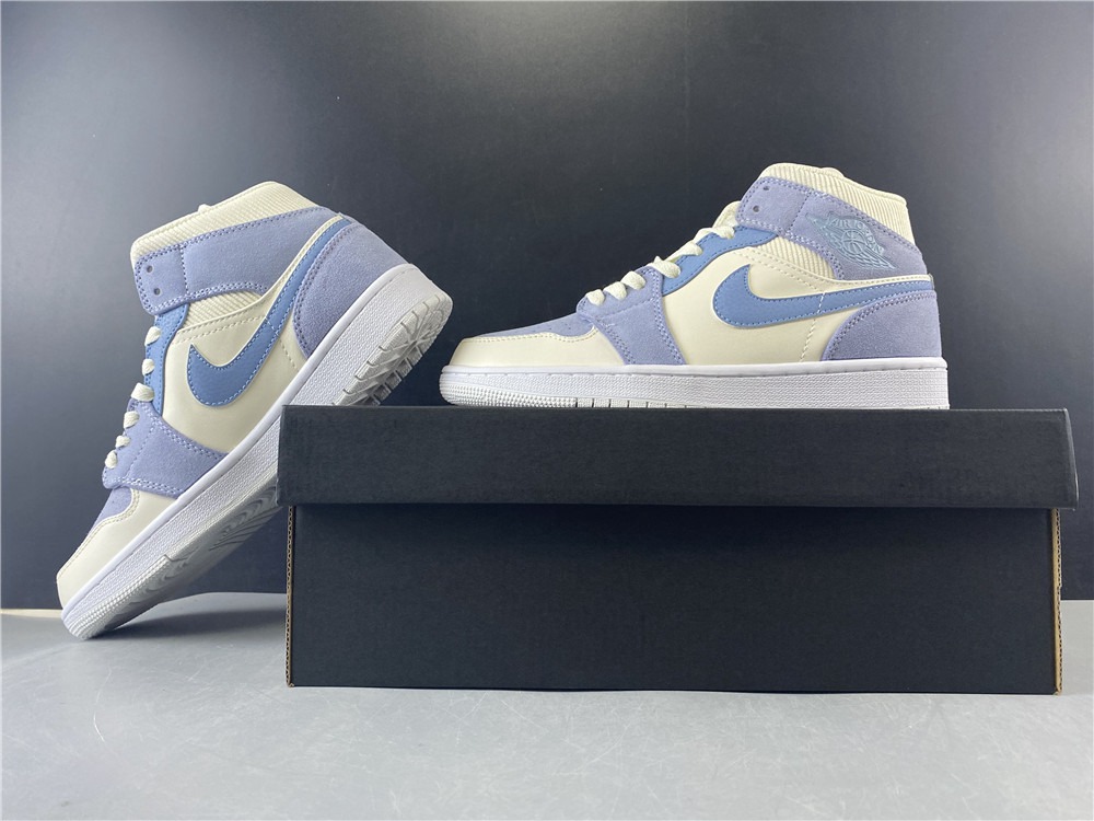 Air Jordan 1 Mid DA4666-100